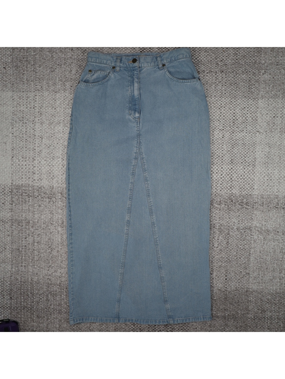 Jones Jeans Size 4 Light Wash Denim Maxi Skirt Front & Back Slit Detail Modest